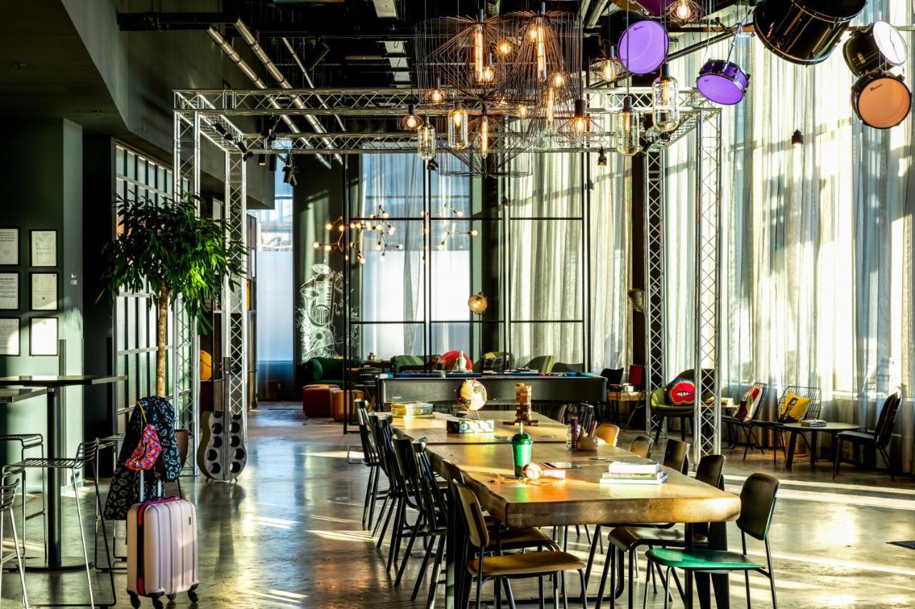 Moxy Glasgow Sec Bagian luar foto