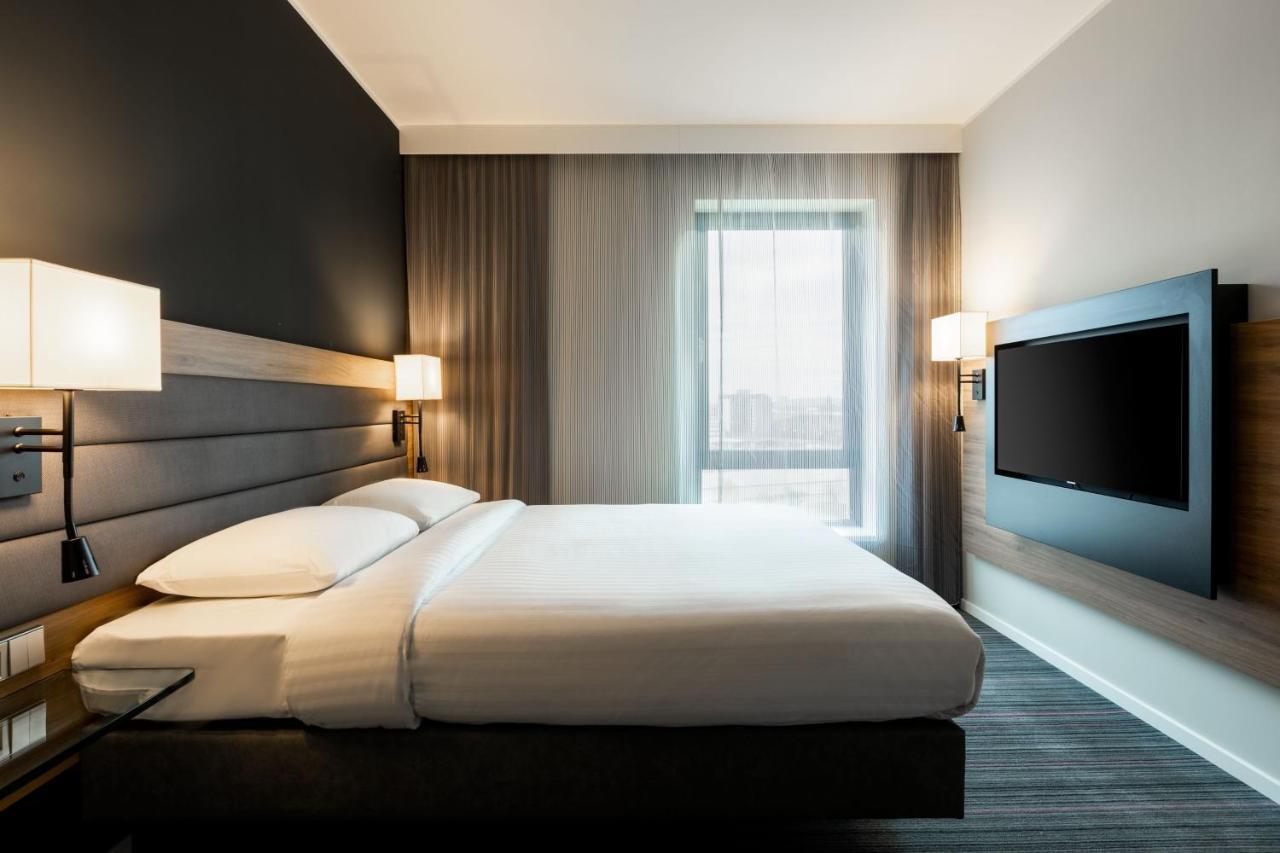 Moxy Glasgow Sec Bagian luar foto