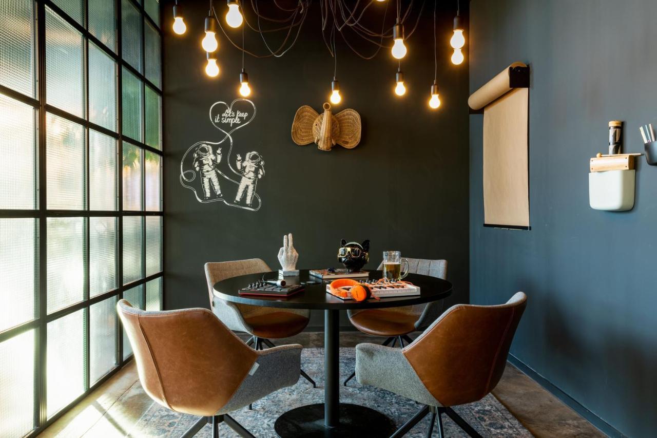 Moxy Glasgow Sec Bagian luar foto
