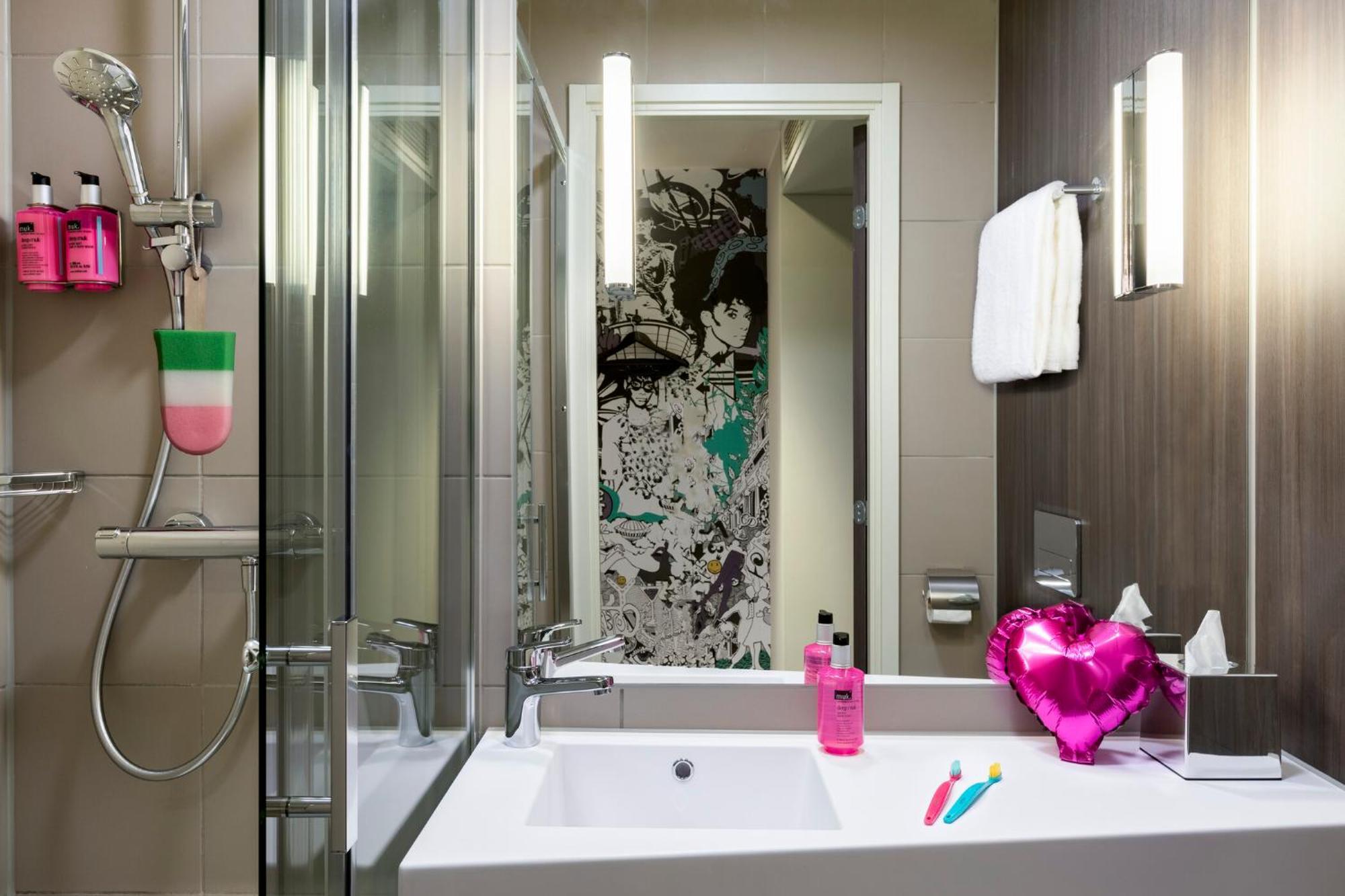 Moxy Glasgow Sec Bagian luar foto
