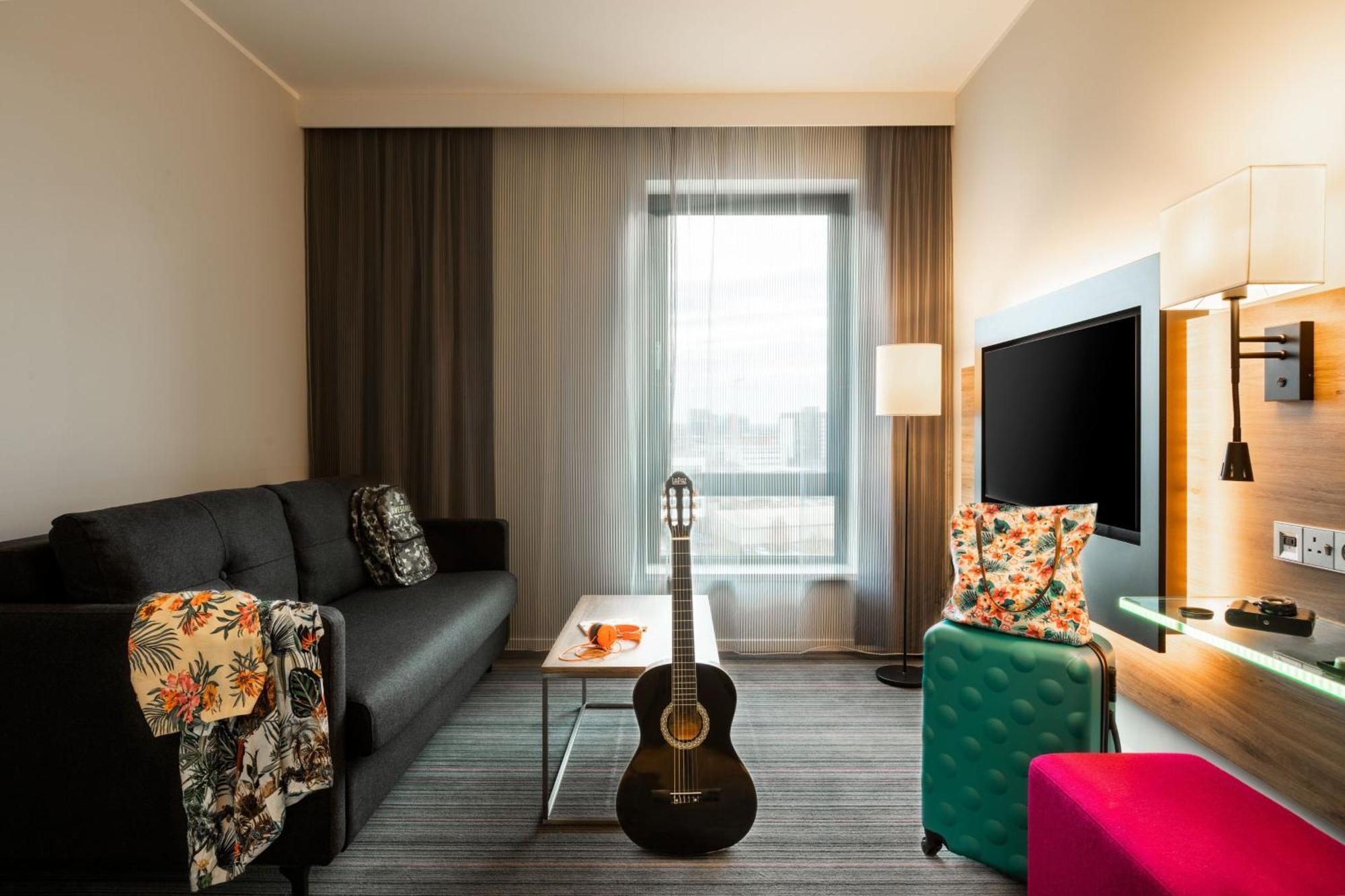Moxy Glasgow Sec Bagian luar foto