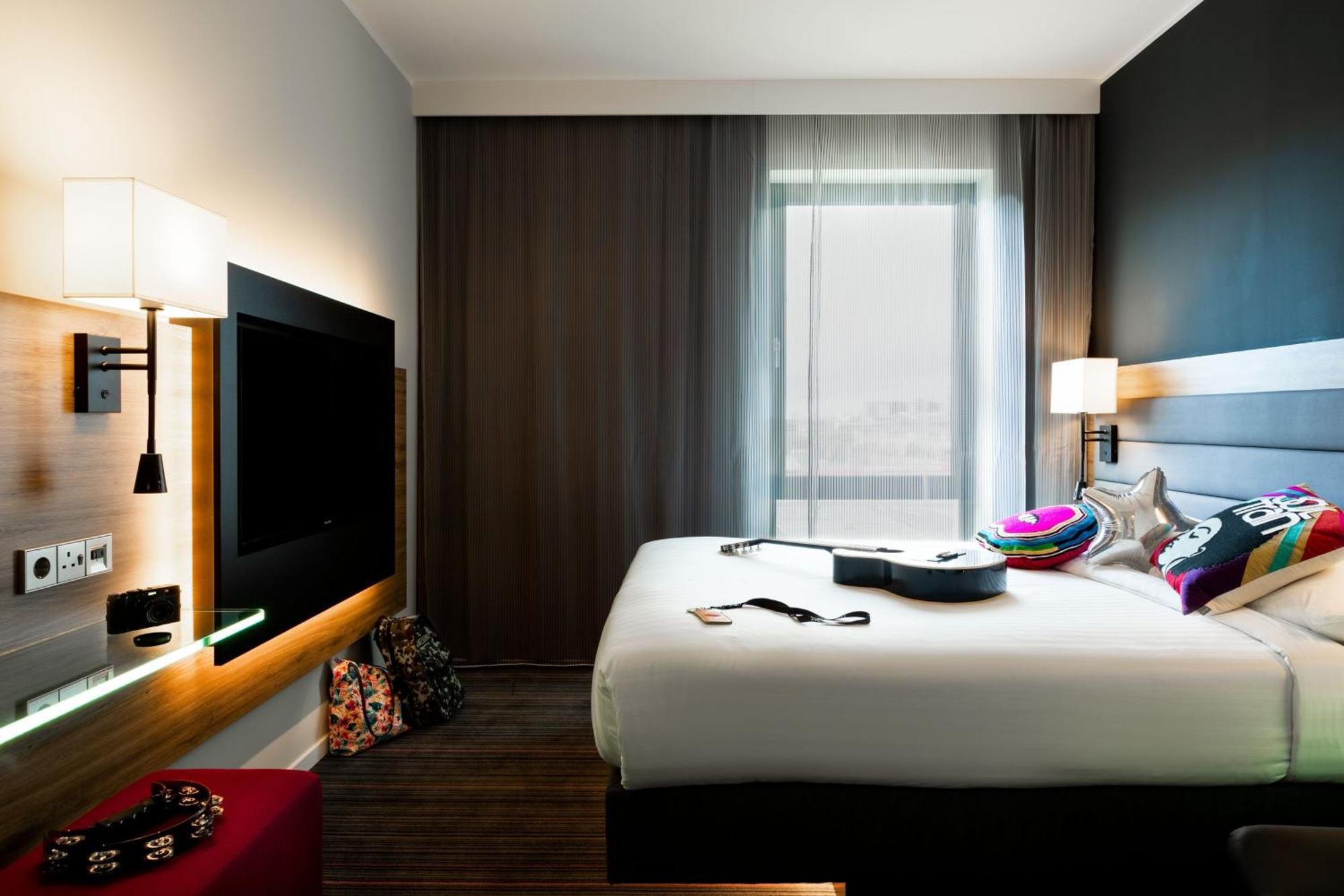 Moxy Glasgow Sec Bagian luar foto